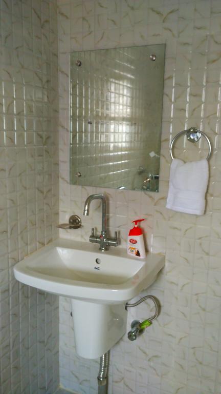 גווהטי Ashirwad Homestay מראה חיצוני תמונה